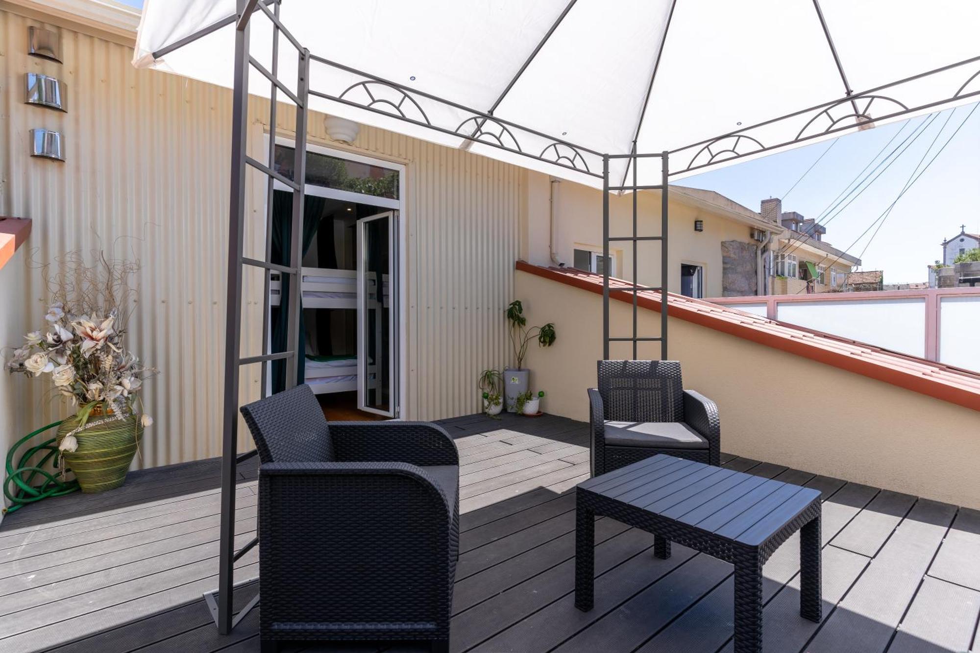 Cozy Nest Hostel 波尔图 外观 照片